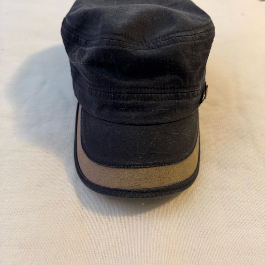 Black And Tan Men's Hat